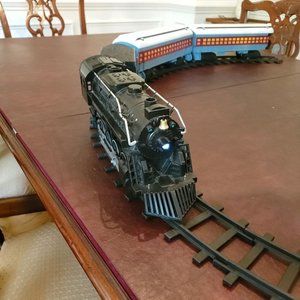 Lionel The POLAR EXPRESS  Ready To Play Train Set 711803 Pre-Owned, tested work